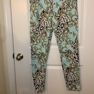 Celebrity Pink Junior’s Pants